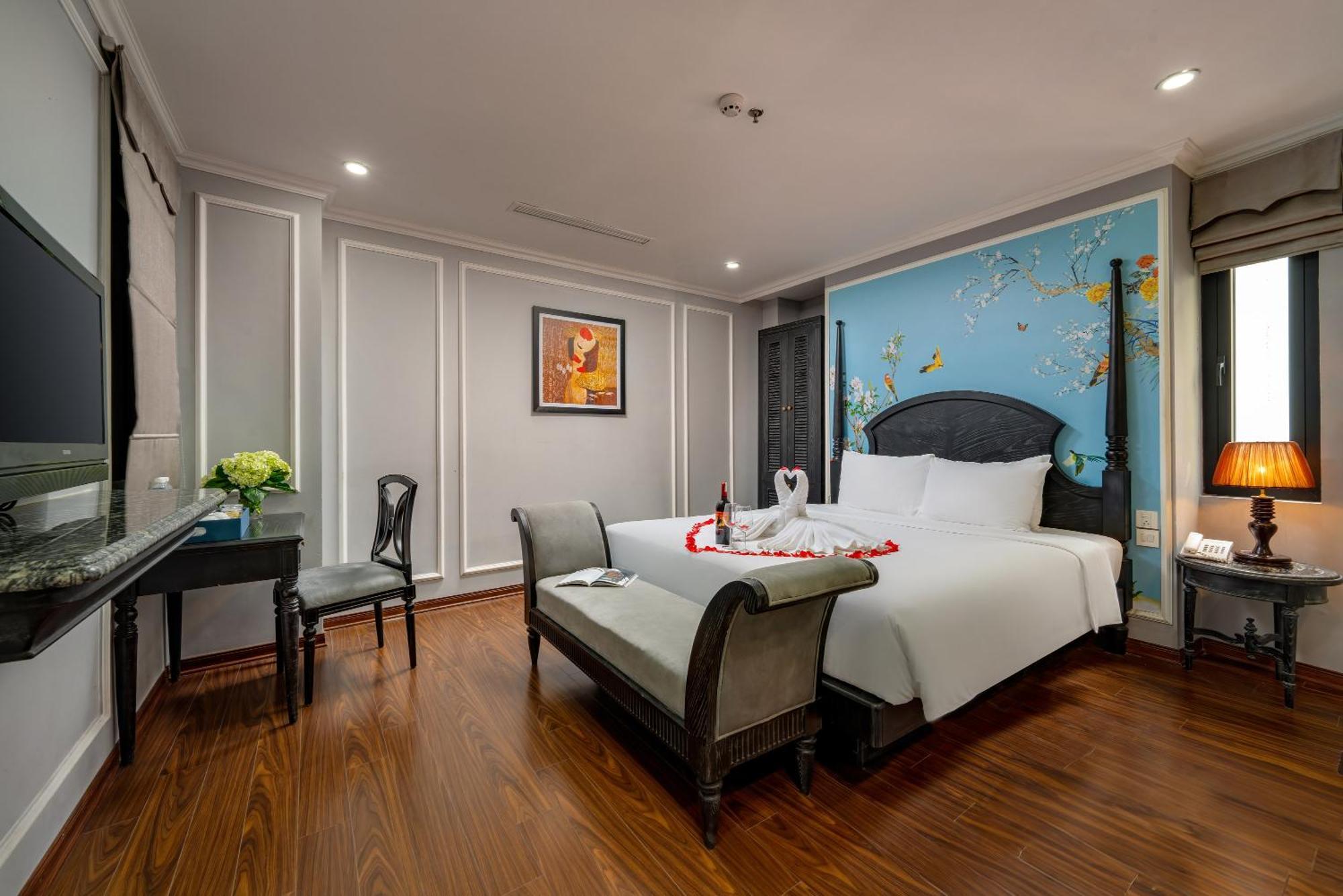 Amara Hanoi Hotel And Spa Exterior photo